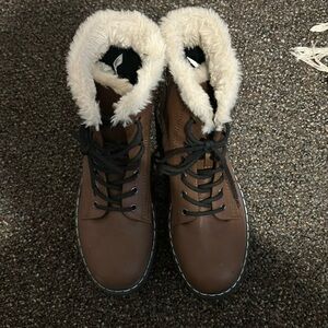 Brown and black white furry side zip up boots